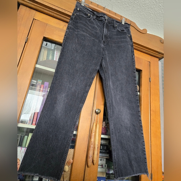 GAP cheeky straight sku high 31/12r distressed - Picture 3 of 10